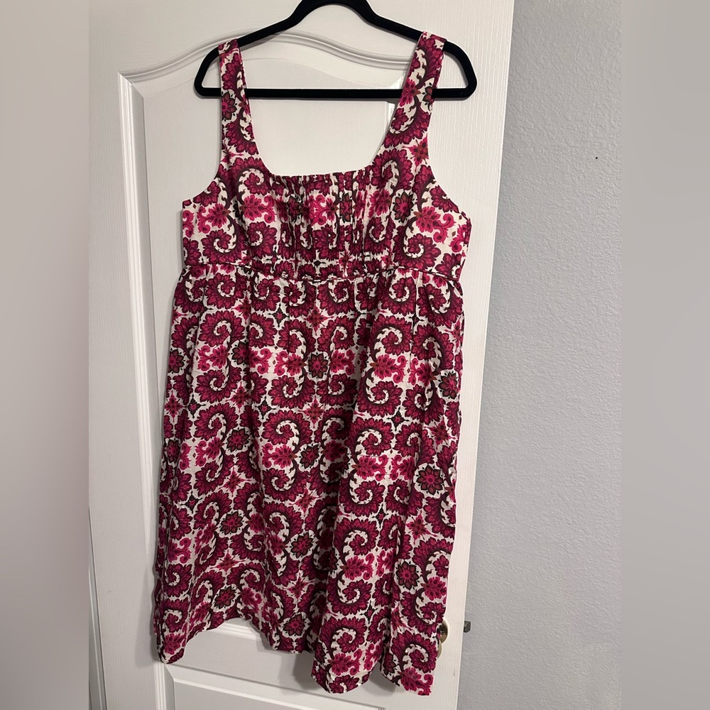New York & Company Pink and White Floral Dress Size 18